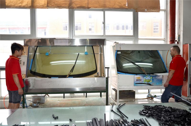 Wiper blade testing Wiper blade quality control