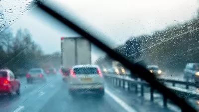 How to remove oil stains from windshield